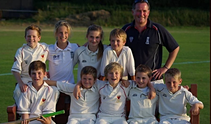 Richard with victorious U9s Crewe Vagrants