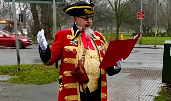 dabbers dash event - town crier starts race