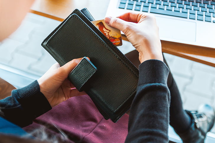 wallet-money-credit-card-online-preview