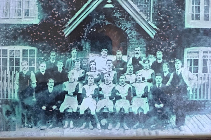 1910-1911 team photo Willaston WS