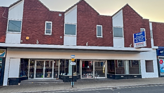 Former B&M store on Swine Market - frontage - June 2025 (1) (2)