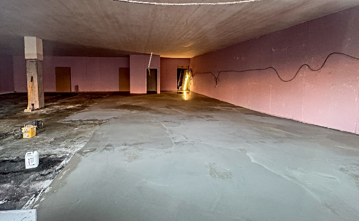 Former B&M store on Swine Market - frontage - June 2025 (5) (2)