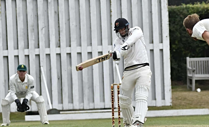 Nantwich CC pic by Des Evans