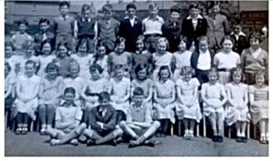 Nantwich County Primary school photo from 1954-55 found