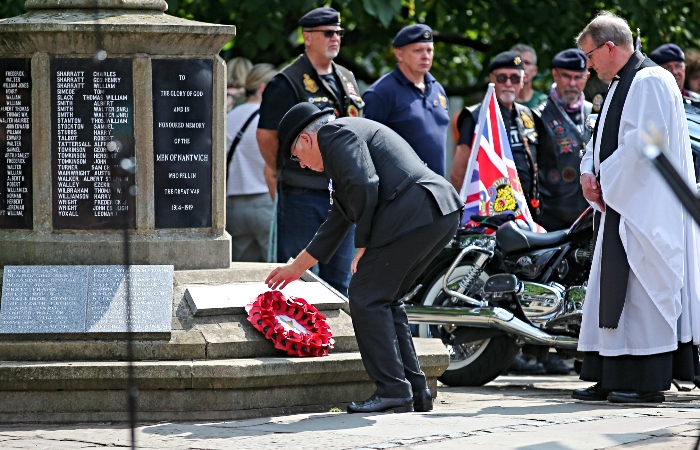 John Dwyer, President of the Nantwich & District Royal British Legion, lays the first wreath (1)