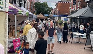 Nantwich Food Festival - town square crowds
