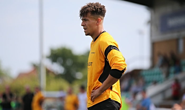 Second-half - Deon Chesters (1)