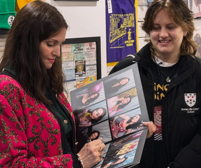 Sophie Ellis-Bextor signs her new album, Perimenopop, for a fan (1) (1)
