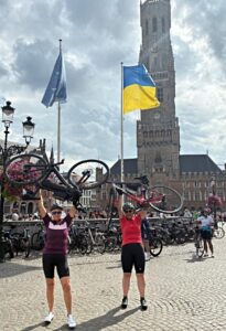 farmers' wives in Bruges after cycling fundraiser