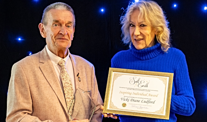 Vicki Diane salt awards