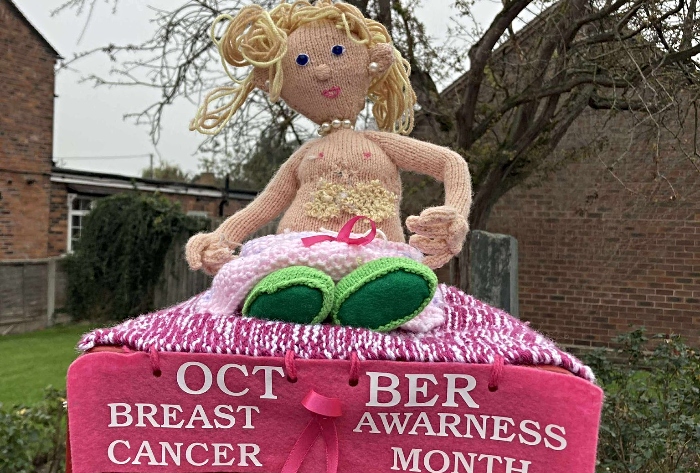 naked lady post box topper without buns