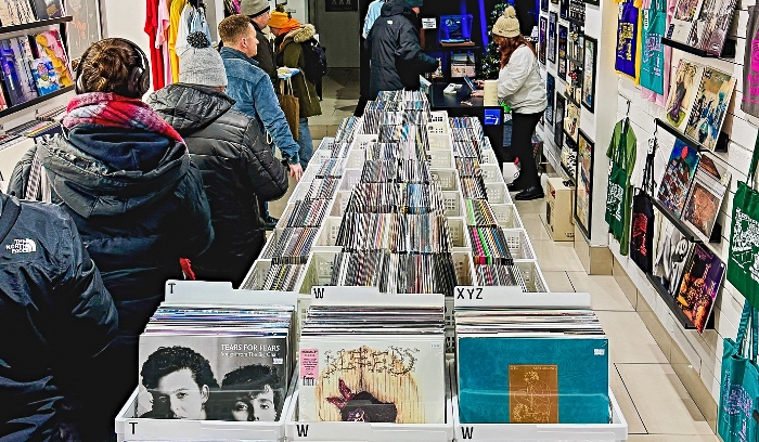 Music fans view the Record Store Day – Black Friday offers (1)