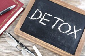 How to choose a supplement for cleansing the body: checklist for buyers