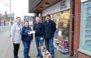 Black Lion quizzers raise more than £1,000 for Nantwich charities