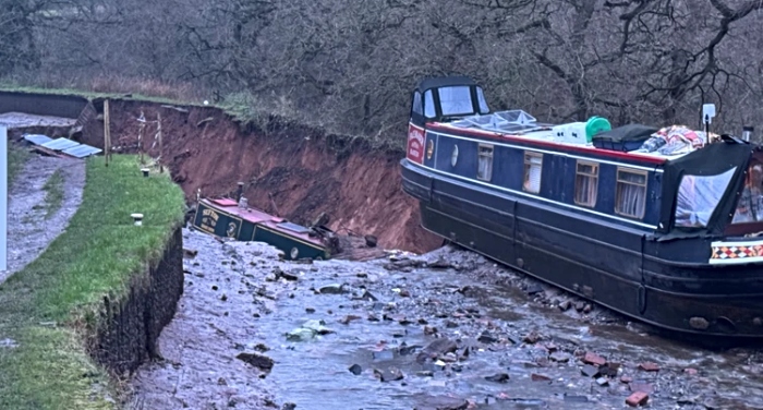 canal breach whitchurch