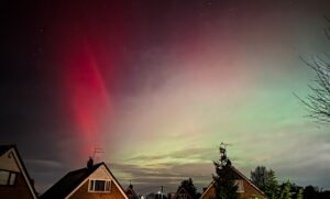 Northern Lights dazzle skies over South Cheshire