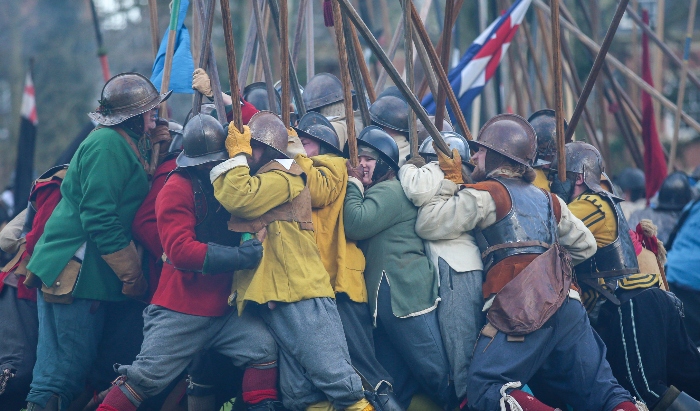 Opposing Pikemen clash on Mill Island (2) (1)