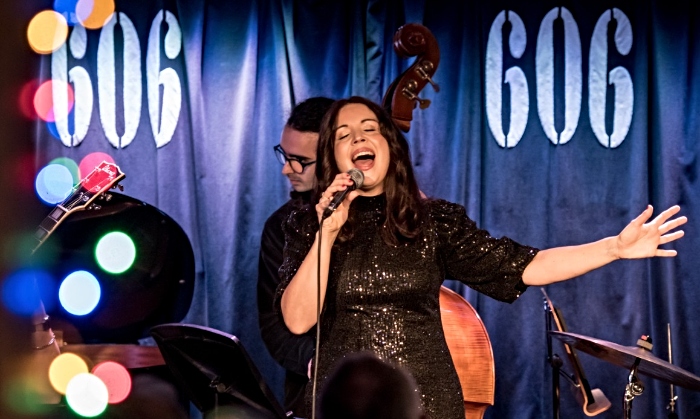 Hannah Brine performing at 606 Club (photo Genevieve Girling) lo res (1)
