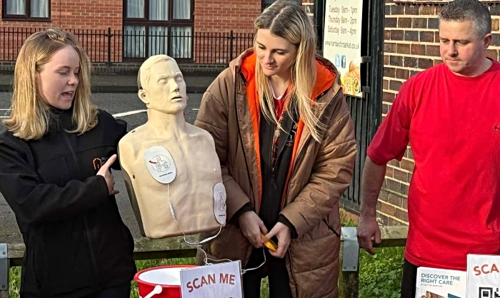 Right at Home team demo CPR at Dabbers Dash
