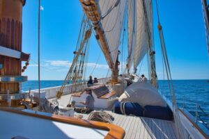 Exploring the UK coastline with your first sailing course