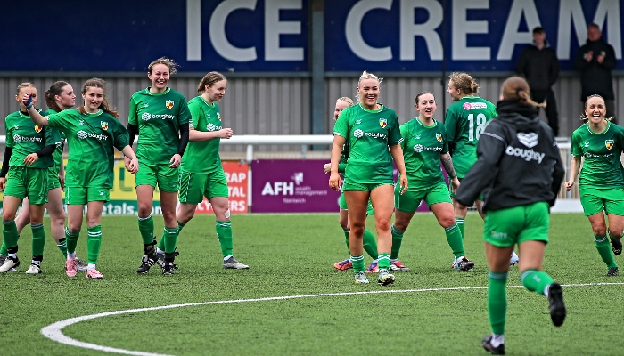 Full-time - Dabbers players celebrate victory and League promotion (1)