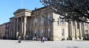 Cheshire East Council to return to Cabinet system next month