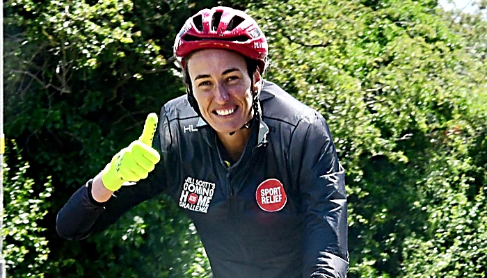 Jill Scott cycles through Nantwich – photo by Des Evans (1) (1)