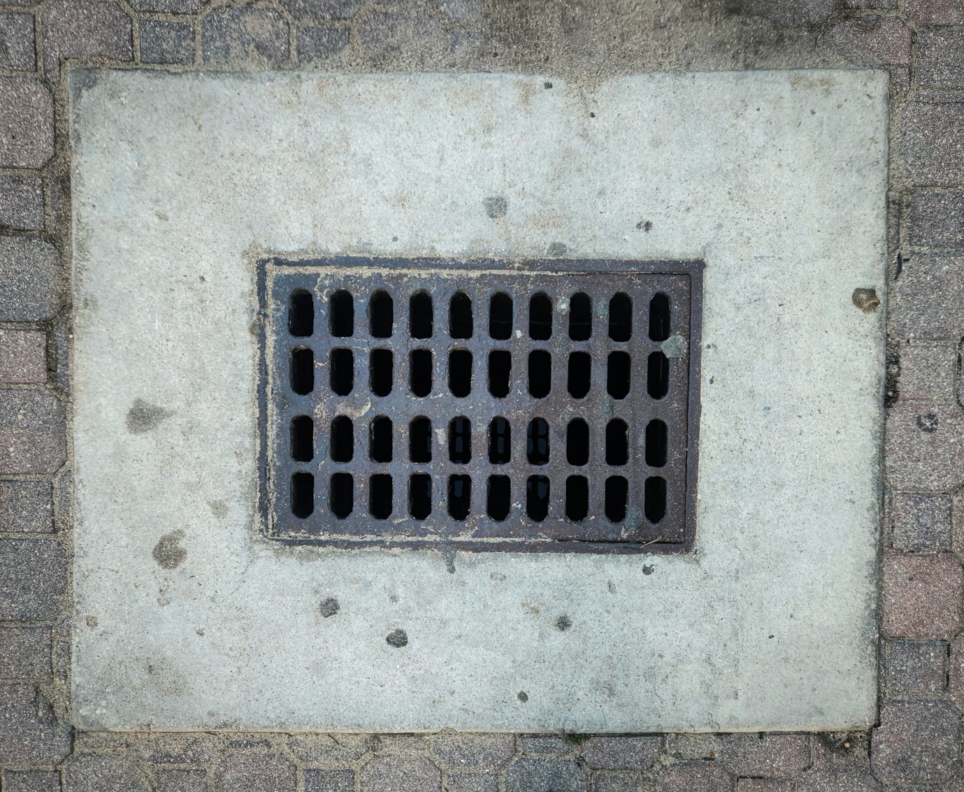 drains - pic by Unsplash