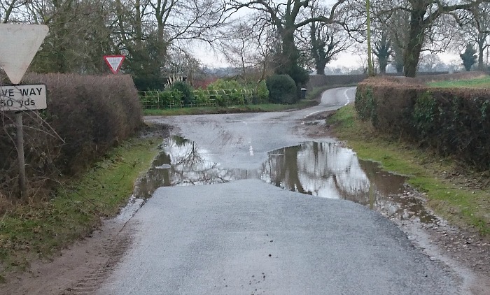 3 Feb 2016 - flooding pinsley green road