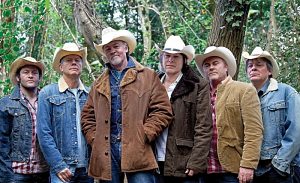 Paul Young and Los Pacaminos to perform live in Nantwich