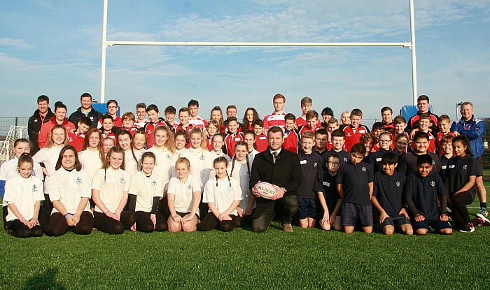 All players with supporters and Mark Cueto