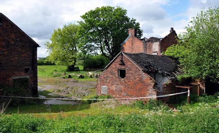 Cledford Hall - transit site for travellers