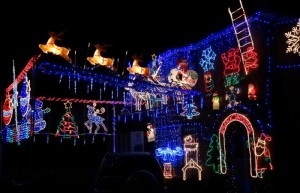 Nantwich and Crewe homes put on a Christmas lights show!