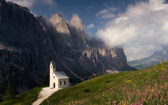 Sarah Howard and photo of Dolomites chapel, Nantwich camera club talk