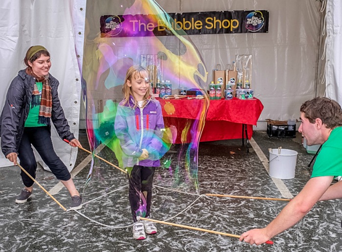 FunZone - Dr Zig's giant bubbles at Nantwich Food Festival