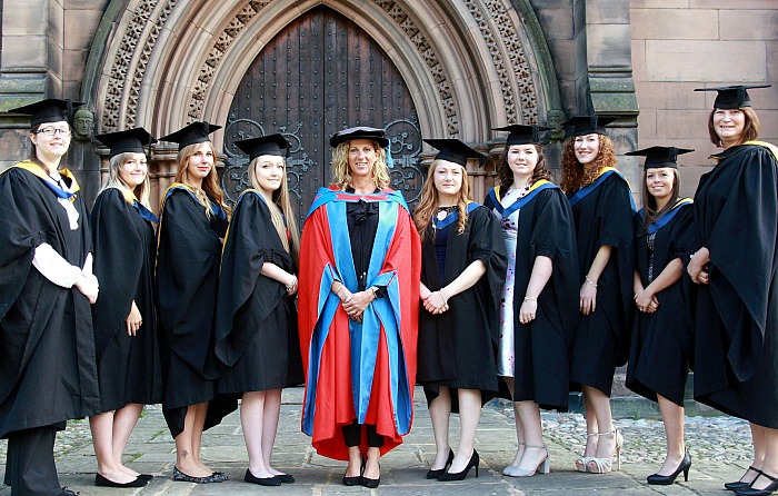 equine-science-complementary-therapy-and-natural-horsemanship-graduates-with-sally-gunnell-course-manager-dawn-gale  - Nantwich News