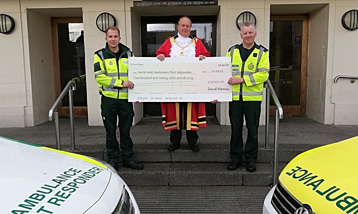 first responders cheque from mayor's charity