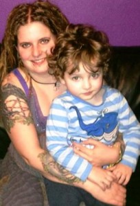 Jessica Oakes with son Aydan