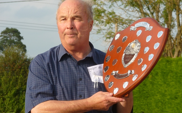 former secretary John White when he previously presented an Award at the Slazenger South and Mid Cheshire Tennis League Presentation Day in Nantwich (1)