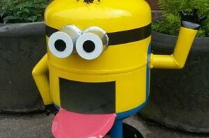 “Despicable” thieves swipe loved Minion Kevin from Nantwich garden