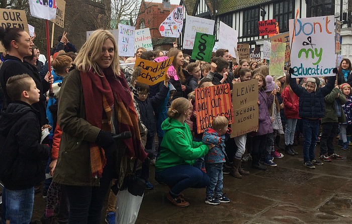 Laura Smith, protest organiser, with hundreds of families in nantwich town square