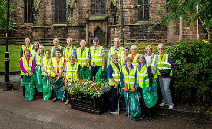 Litter Group preparing to pick before North West in Bloom