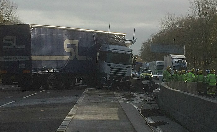 lorry crash - M6 closure junc 19, Nov 9 2017