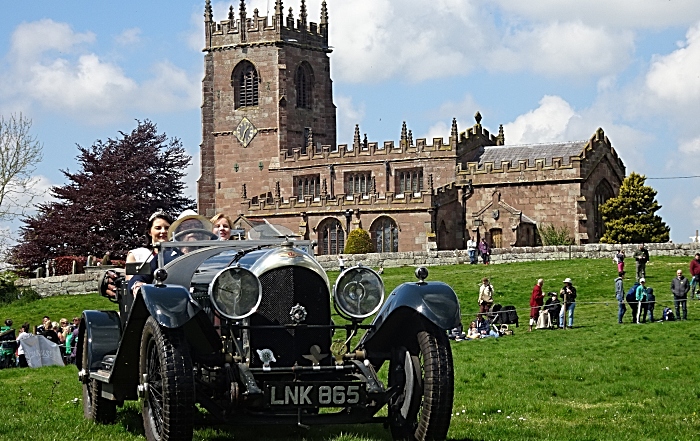 Marbury Merry Days was officially opened by the Cheshire Dairy Queen Hannah Goodwin and Dairy Maid Becky Holman who arrived in a heritage Bentley Motors car (1)