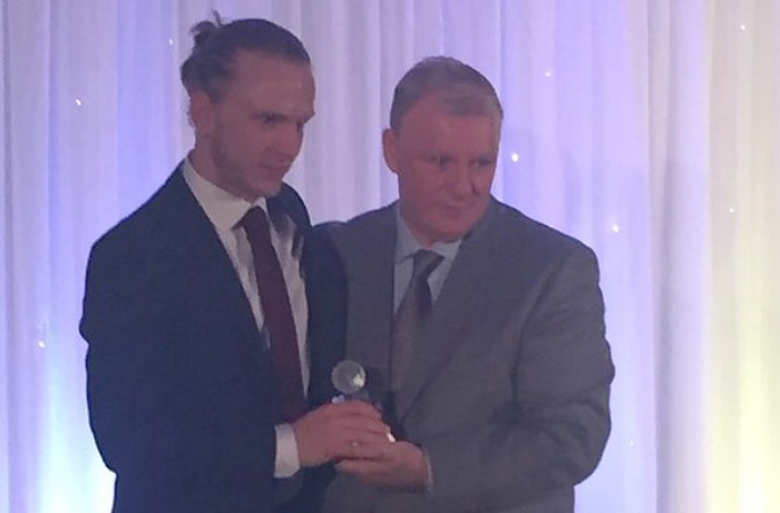Matty Kosylo receives NPL award from Steve Evans