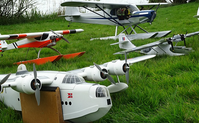 Model aircraft display