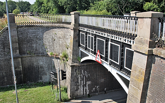 Nantwich Aqueduct - canal