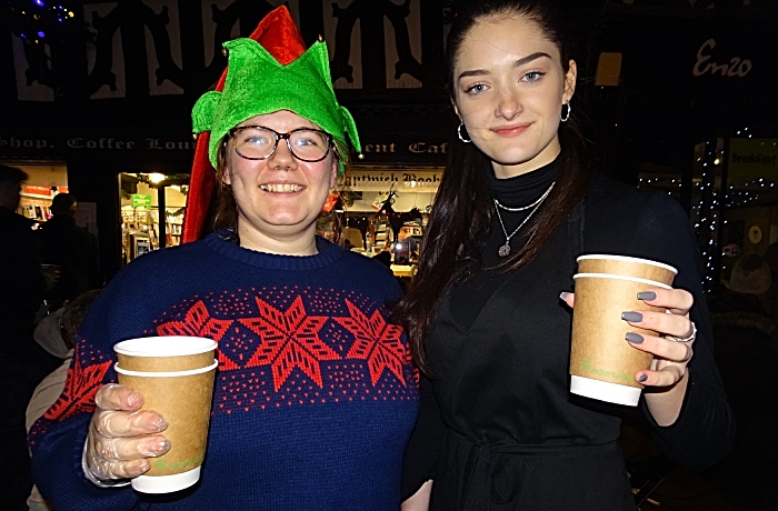 Nantwich Bookshop and Coffee Lounge - staff serve mulled wine (1)