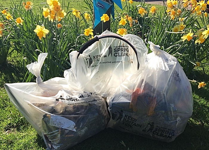 Nantwich Lake litter 1