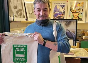 Nantwich Town Council offers “reusable” bags to boost market trade